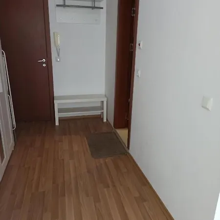 Pretty House Apartment *